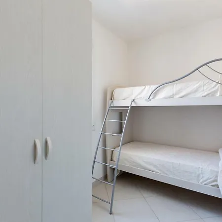 Raffaele By Barbarhouse Torre Lapillo